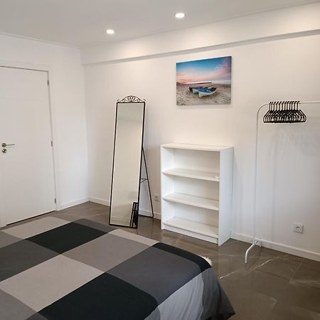 Plaza Caparica Hostel กอสตา ดา กาปาริกา ภายนอก รูปภาพ