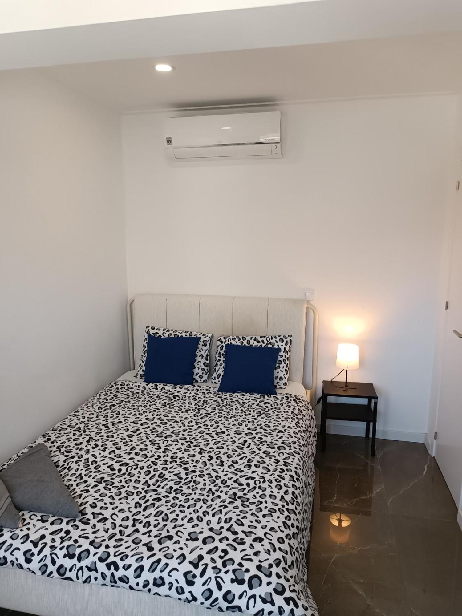 Plaza Caparica Hostel กอสตา ดา กาปาริกา ภายนอก รูปภาพ