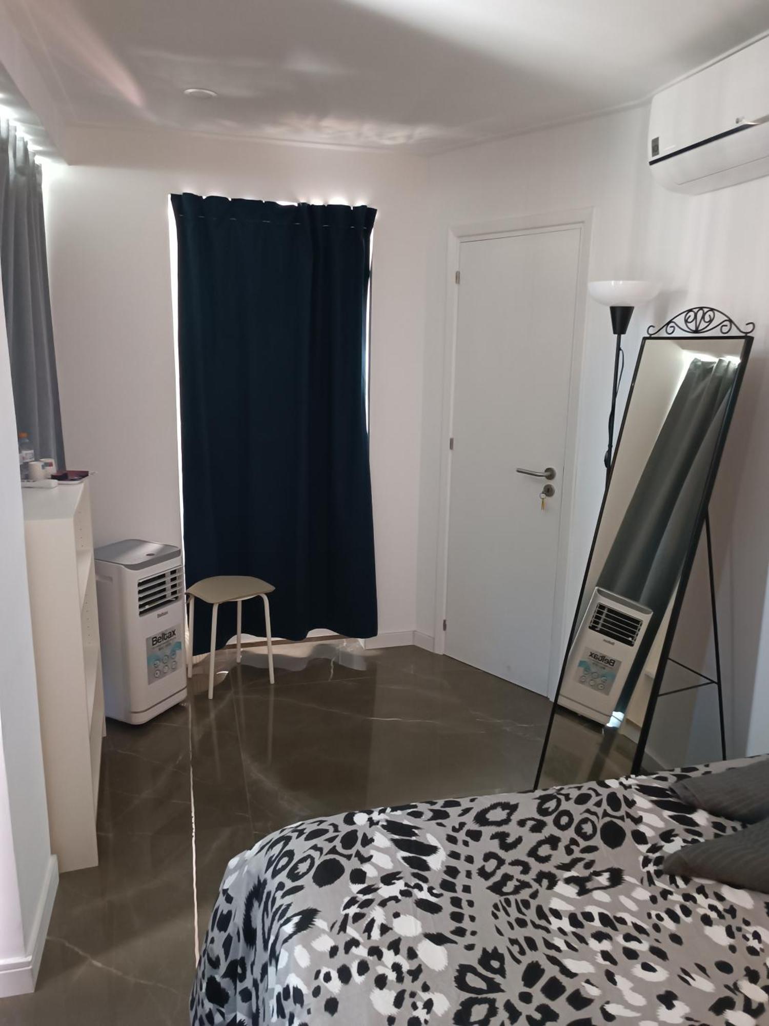 Plaza Caparica Hostel กอสตา ดา กาปาริกา ภายนอก รูปภาพ