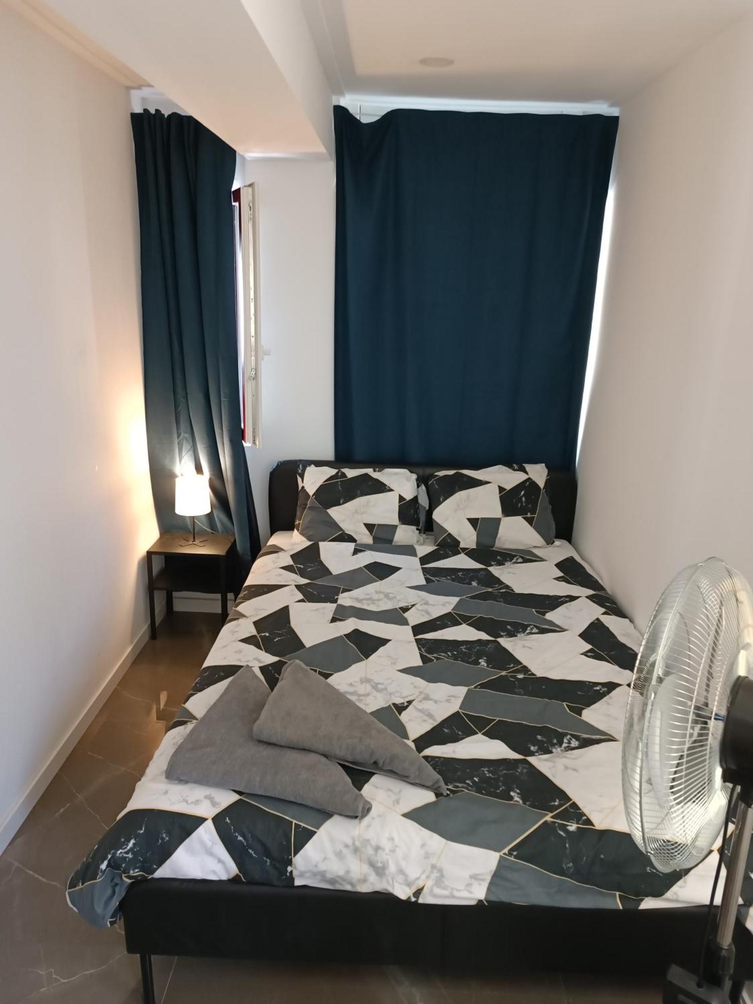 Plaza Caparica Hostel กอสตา ดา กาปาริกา ภายนอก รูปภาพ