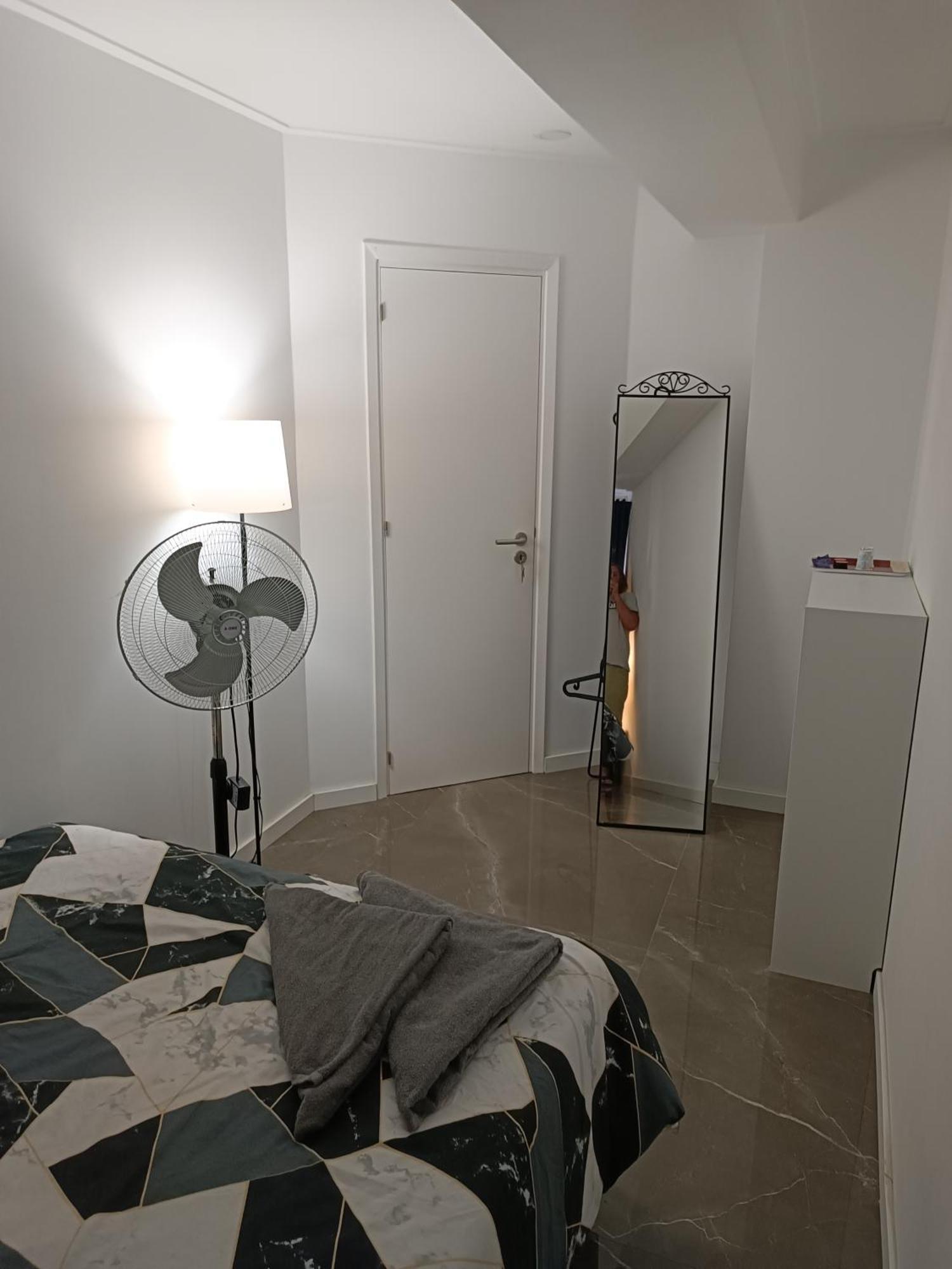 Plaza Caparica Hostel กอสตา ดา กาปาริกา ภายนอก รูปภาพ