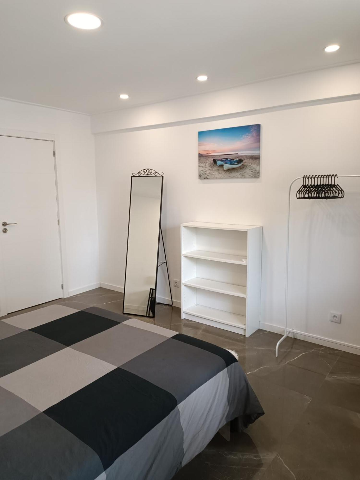 Plaza Caparica Hostel กอสตา ดา กาปาริกา ภายนอก รูปภาพ